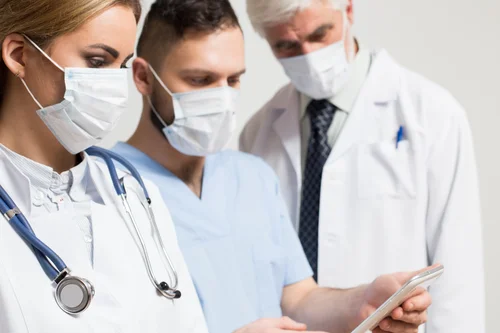 врачи помогающие в реабилитации несовершеннолетних